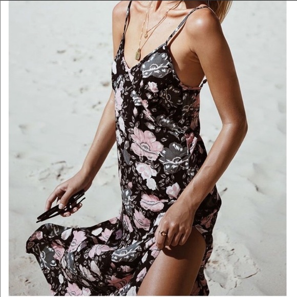 Spell Winona Midi Dress - Picture 2 of 10